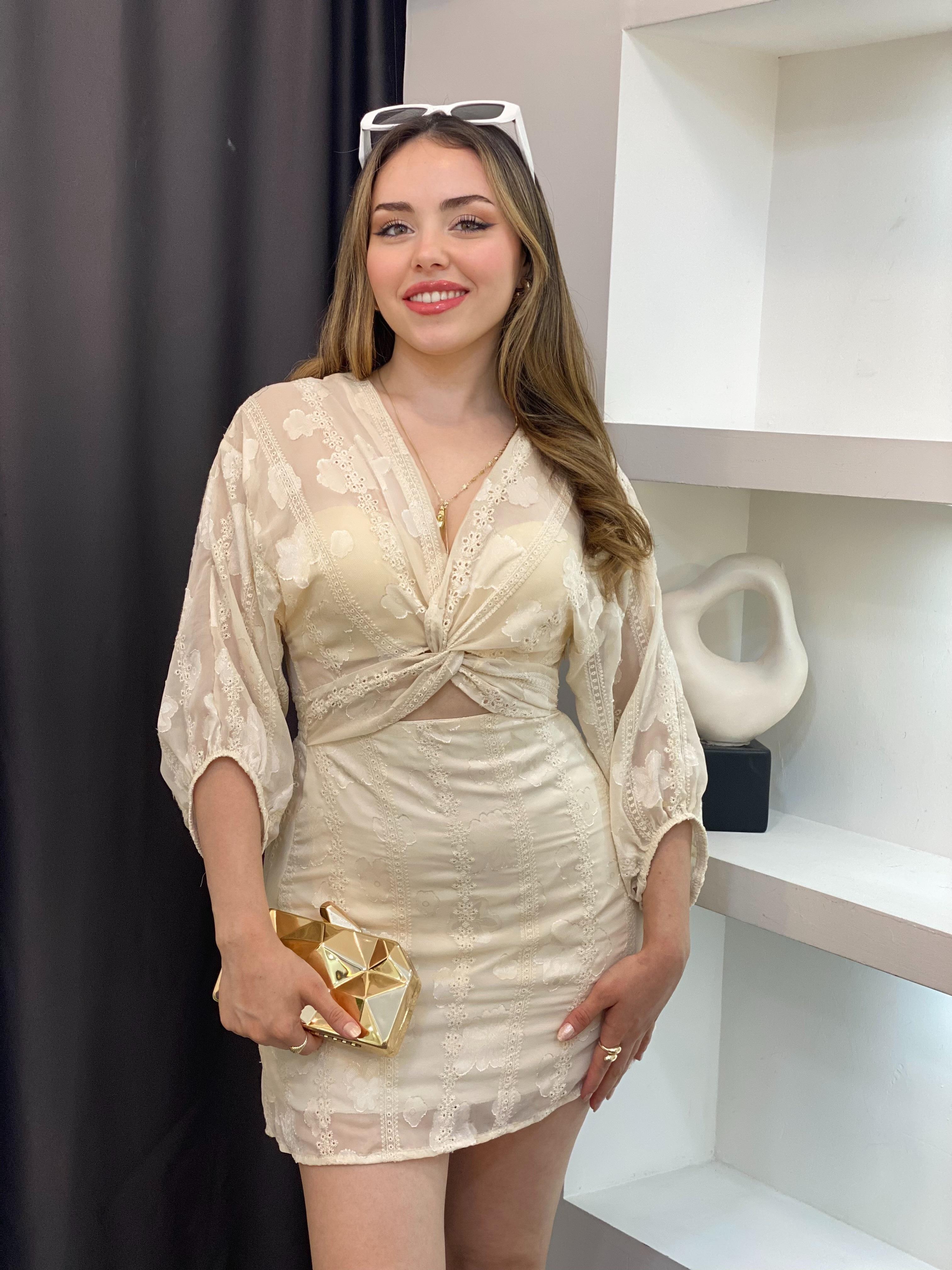 Transparan Mini Dekolteli Elbise 