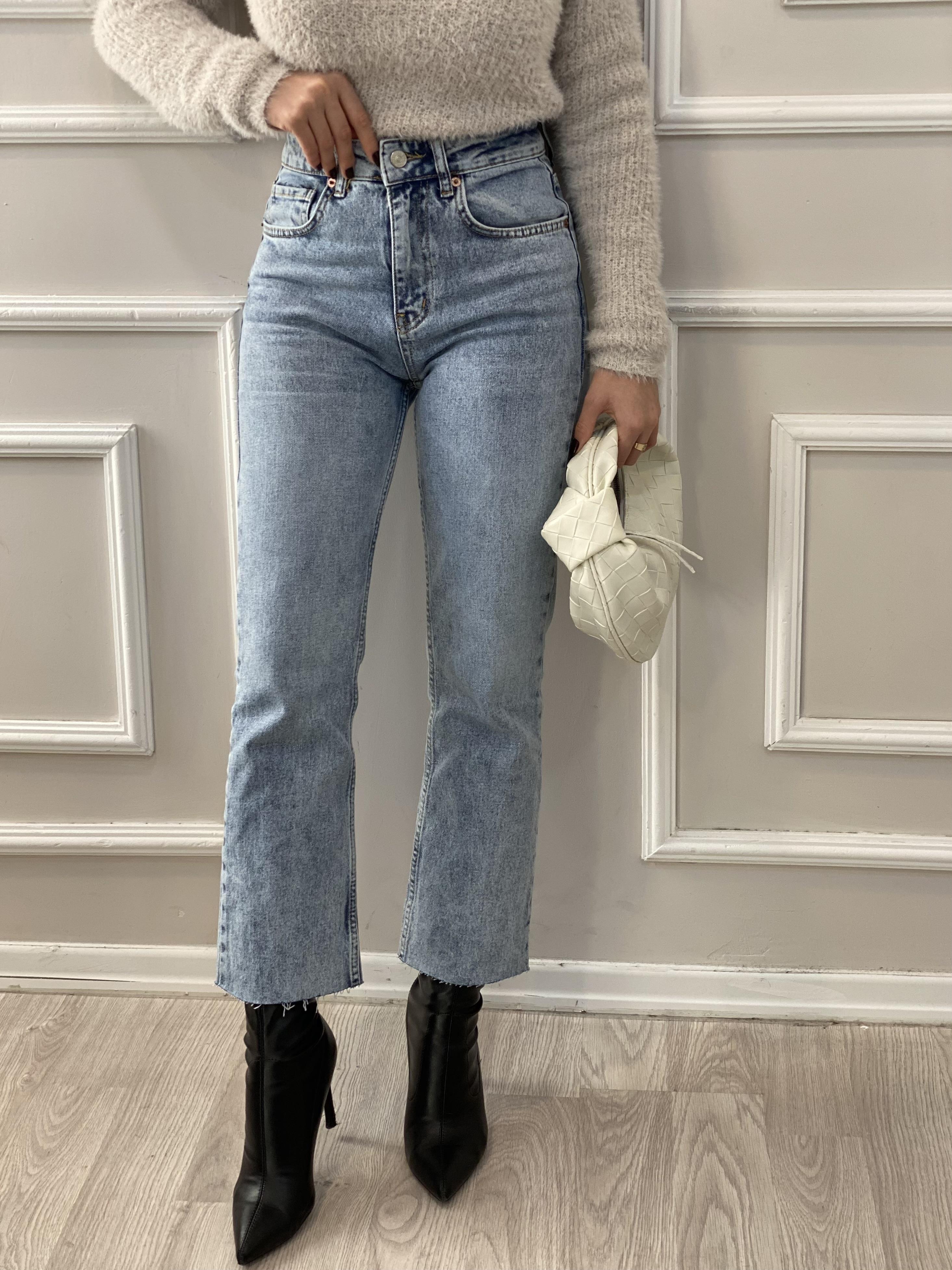 ZR Marka Buz Mavi Kesik Paça Boyfit Jean 