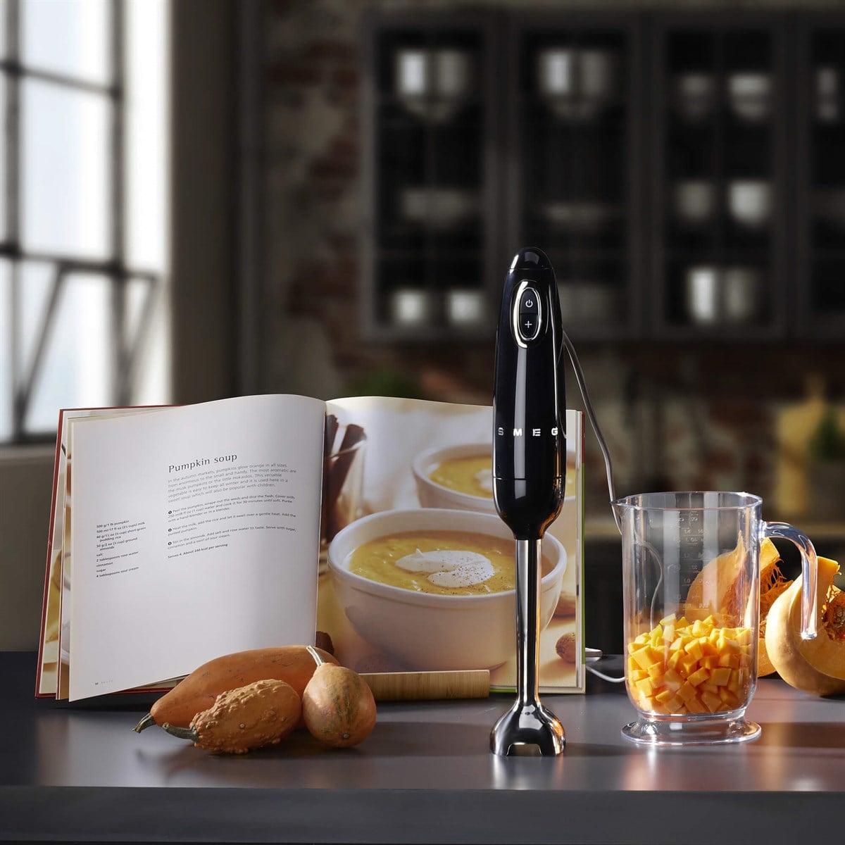 SMEG HBF03BLEU RETRO SİYAH EL BLENDER SETİ