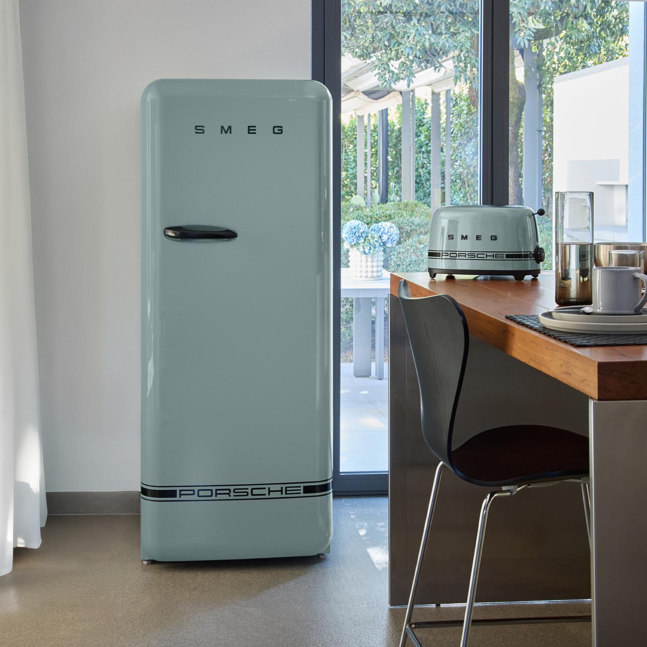 PORSCHE X SMEG FAB28RDPSG6 RETRO BUZDOLABI