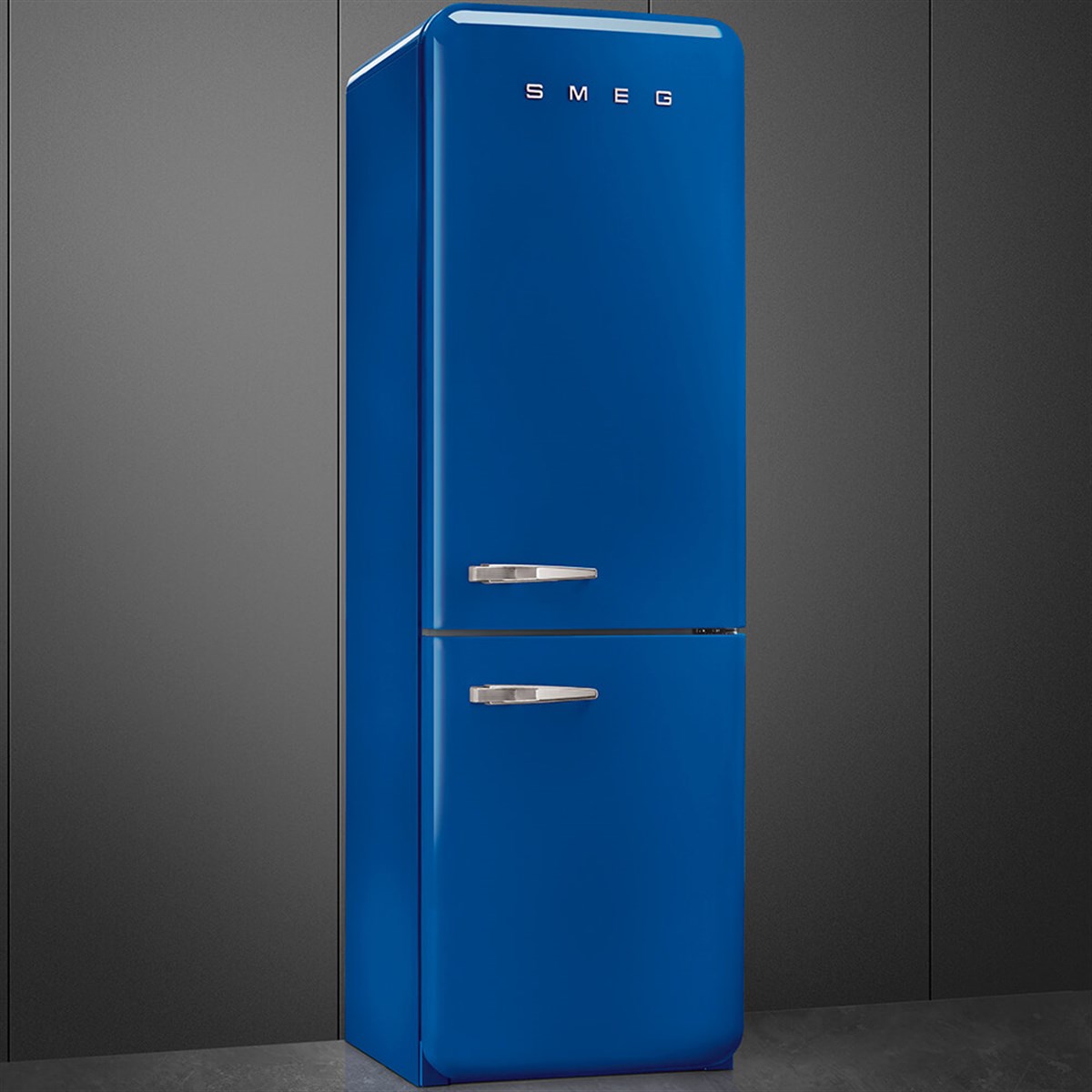 SMEG MAVİ BUZDOLABI FAB32RBE5