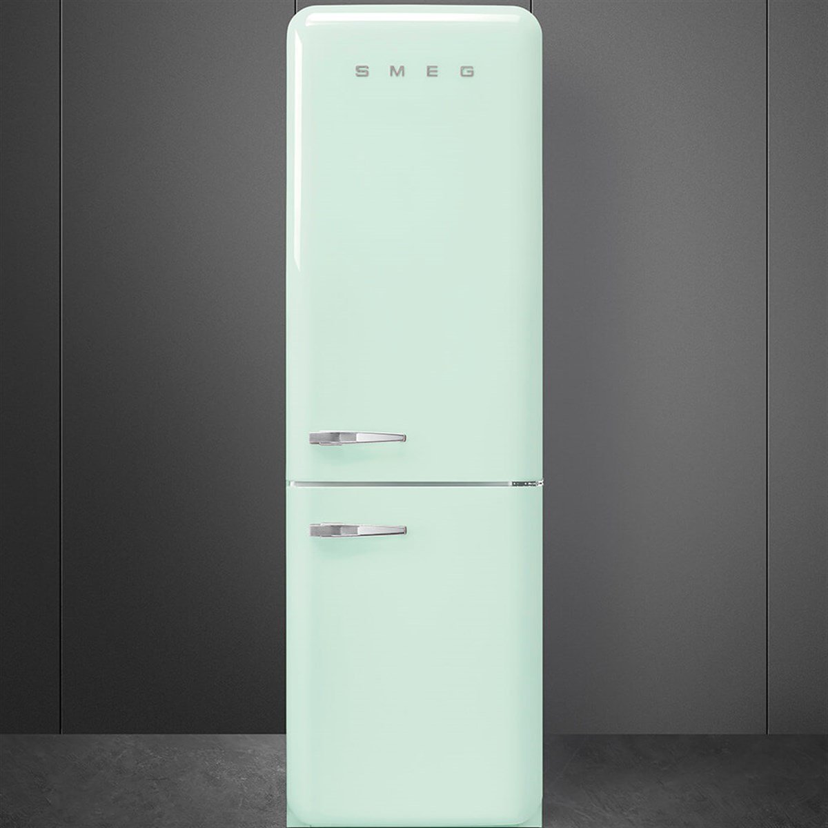 SMEG PASTEL YEŞİL BUZDOLABI FAB32RPG5 FAB32LPG5