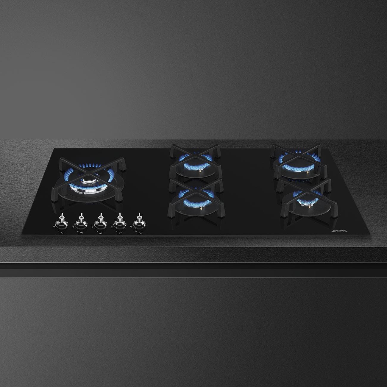 SMEG PV395LN KLASİK SİYAH CAM  GAZLI OCAK
