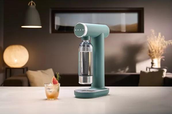 SMEG SKC01EGM SODA MAKER
