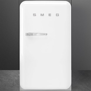 SMEG BEYAZ FAB10HRWH5 FAB10HLWH5 İÇECEK DOLABI