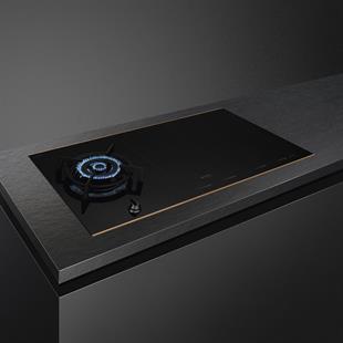 SMEG PM6954R DOLCE STİL NOVO SİYAH CAM SERAMİK BAKIR ESTETİK İNDÜKSİYONLU VE GAZ KOMBİNELİ OCAK
