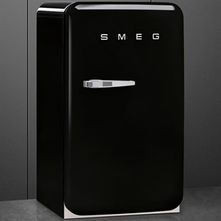 SMEG SİYAH FAB10HRBL5 FAB10HLBL5 İÇECEK DOLABI