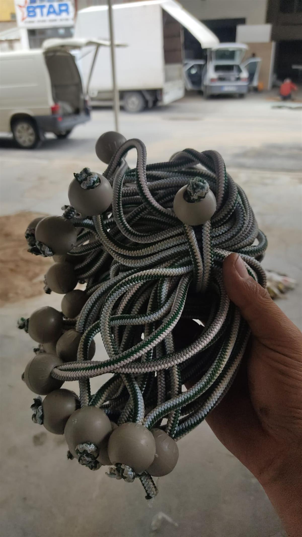 Yuvarlak Top Küreli Gergi Lastiği