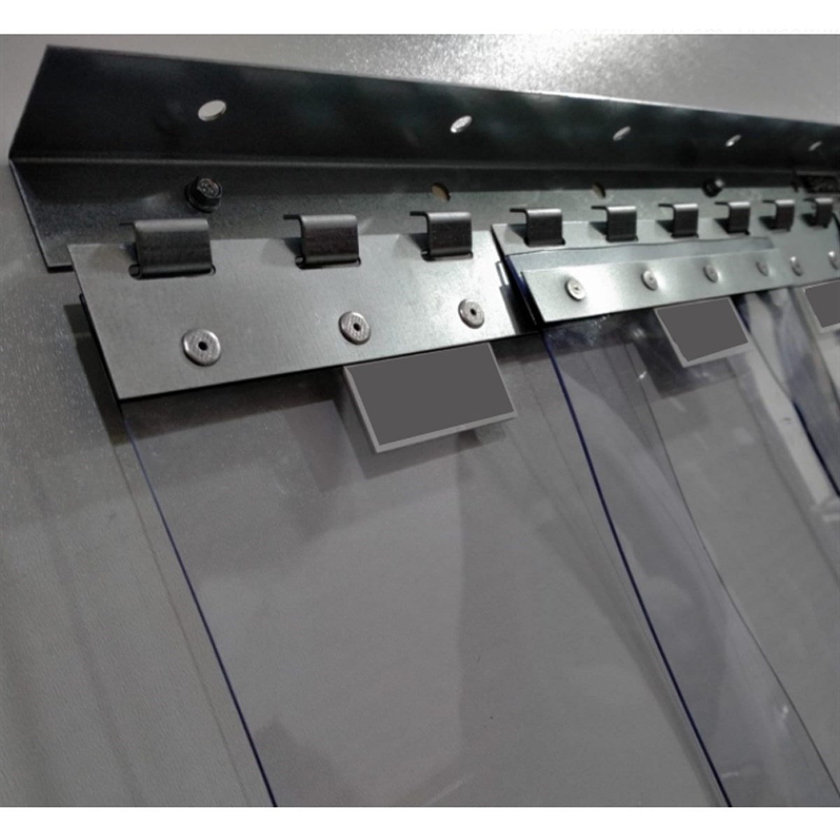 Pvc  Şeffaf Şerit Perde 