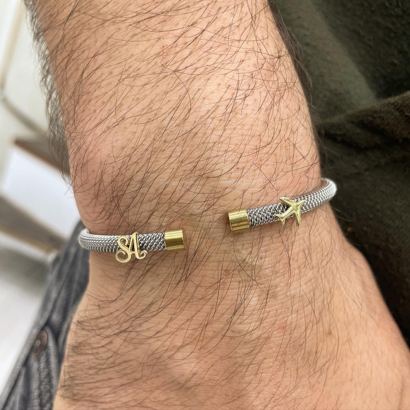 14k Altın Harf ve Uçak Detaylı Beyaz Çelik Bileklik