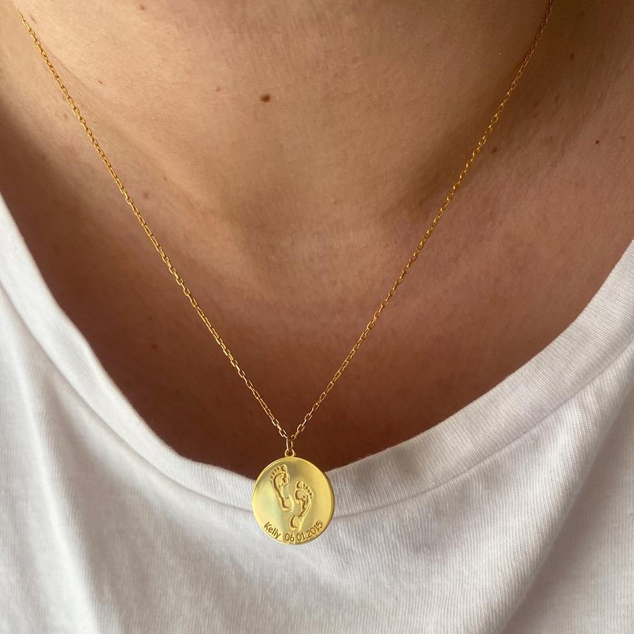 14k Altın Bebek Ayak İzi Plaka Kolye