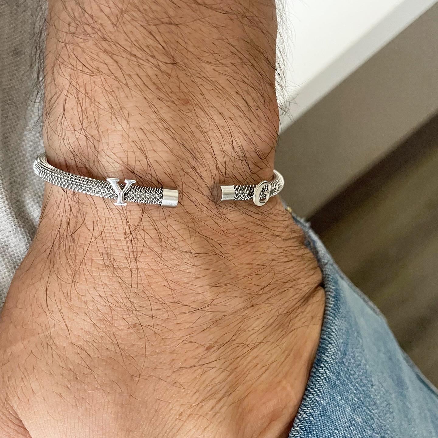 Gümüş Harfli ve Ayyıldız Sembollü Beyaz Çelik Bileklik