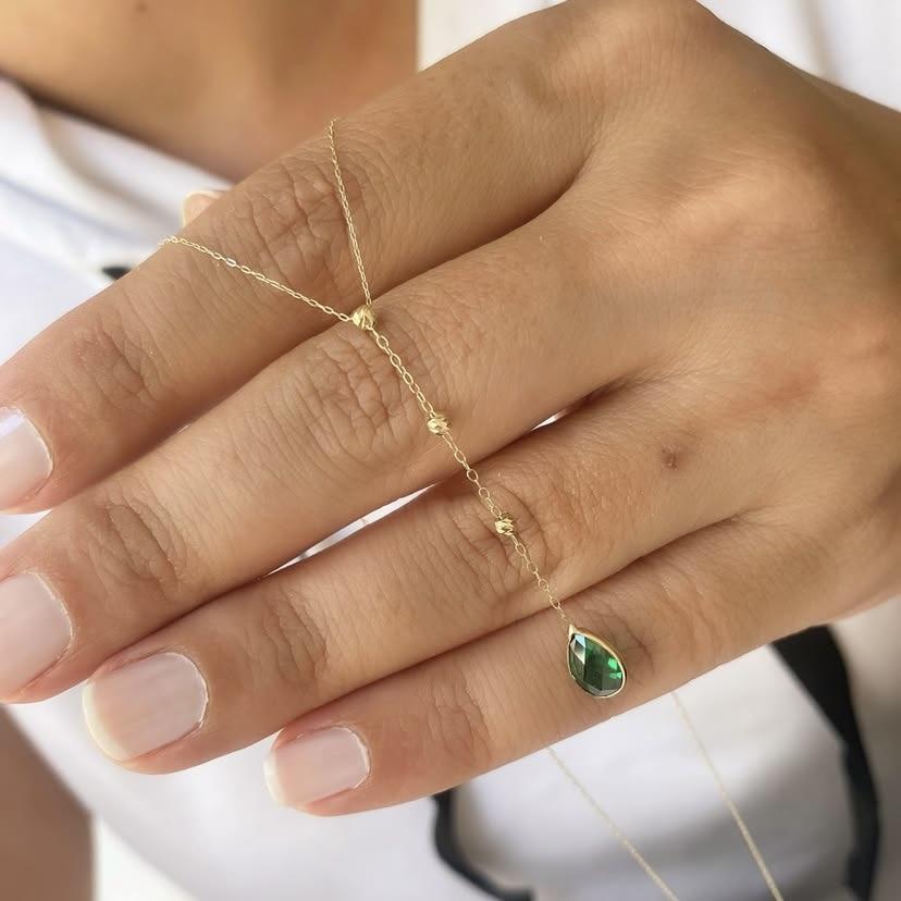 Zümrüt Taşlı Damla Model 14k Altın Kolye