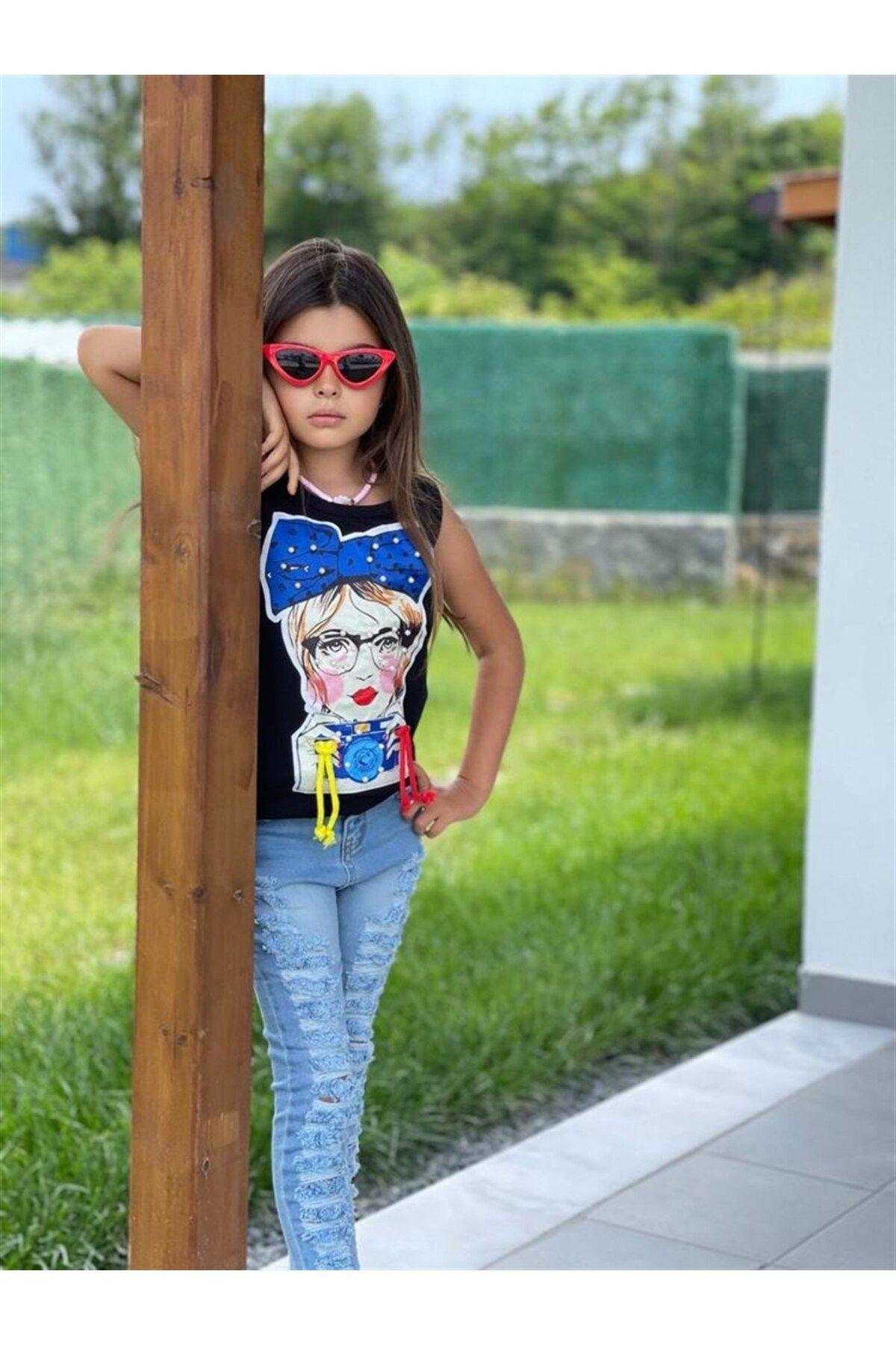 Kız Çocuk Baskılı Pamuk Penye Tişört Yırtıklı Kemerli Kot Pantolon Ikili TakımAlt - Üst TakımHilal Akıncı Kids