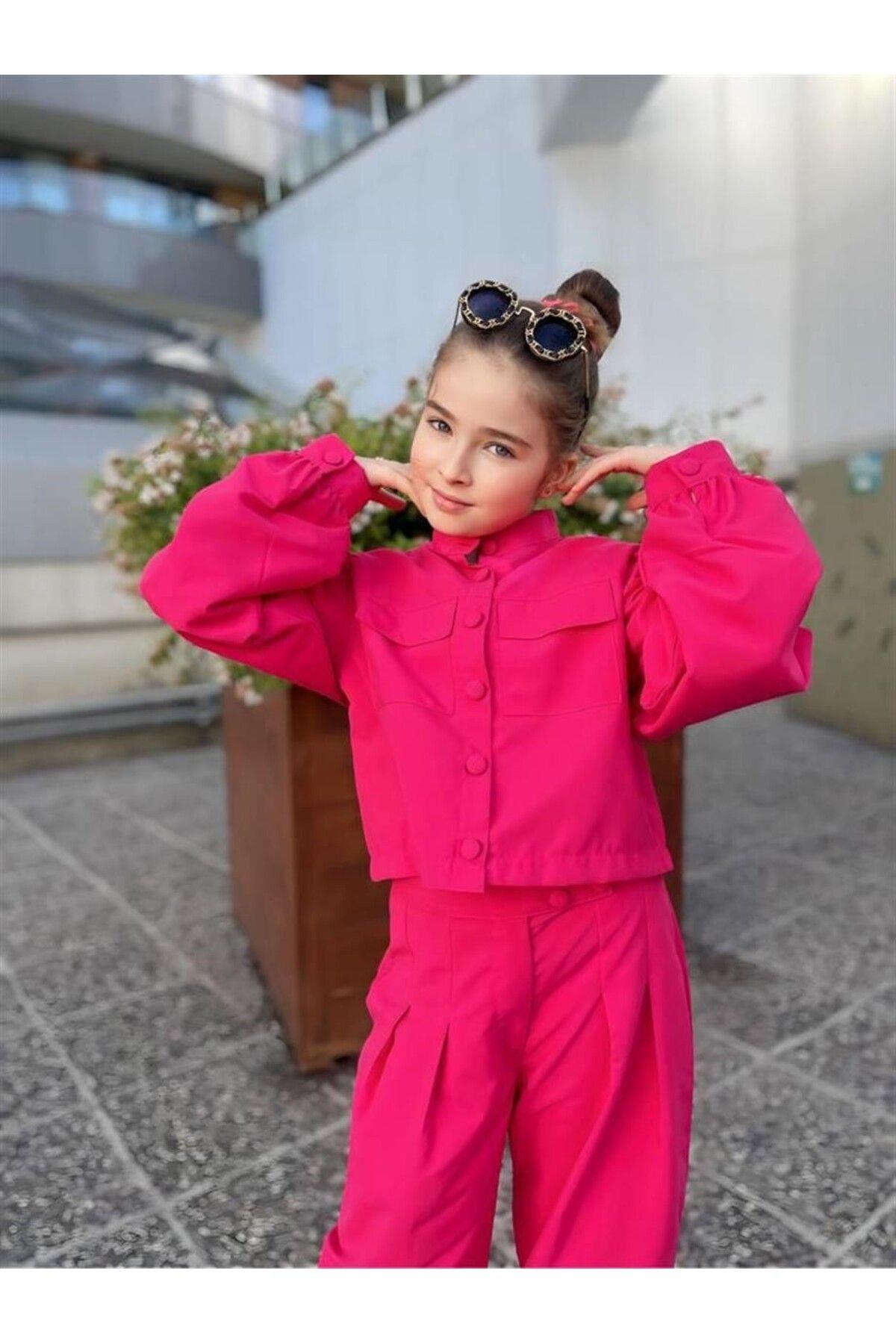 Kız Çocuk Hakim Yakalı Balon Kollu Astarlı Crop Ceket Pens Detaylı Harem Pantolon 2'li TakımAlt-Üst TakımHilal Akıncı Kids
