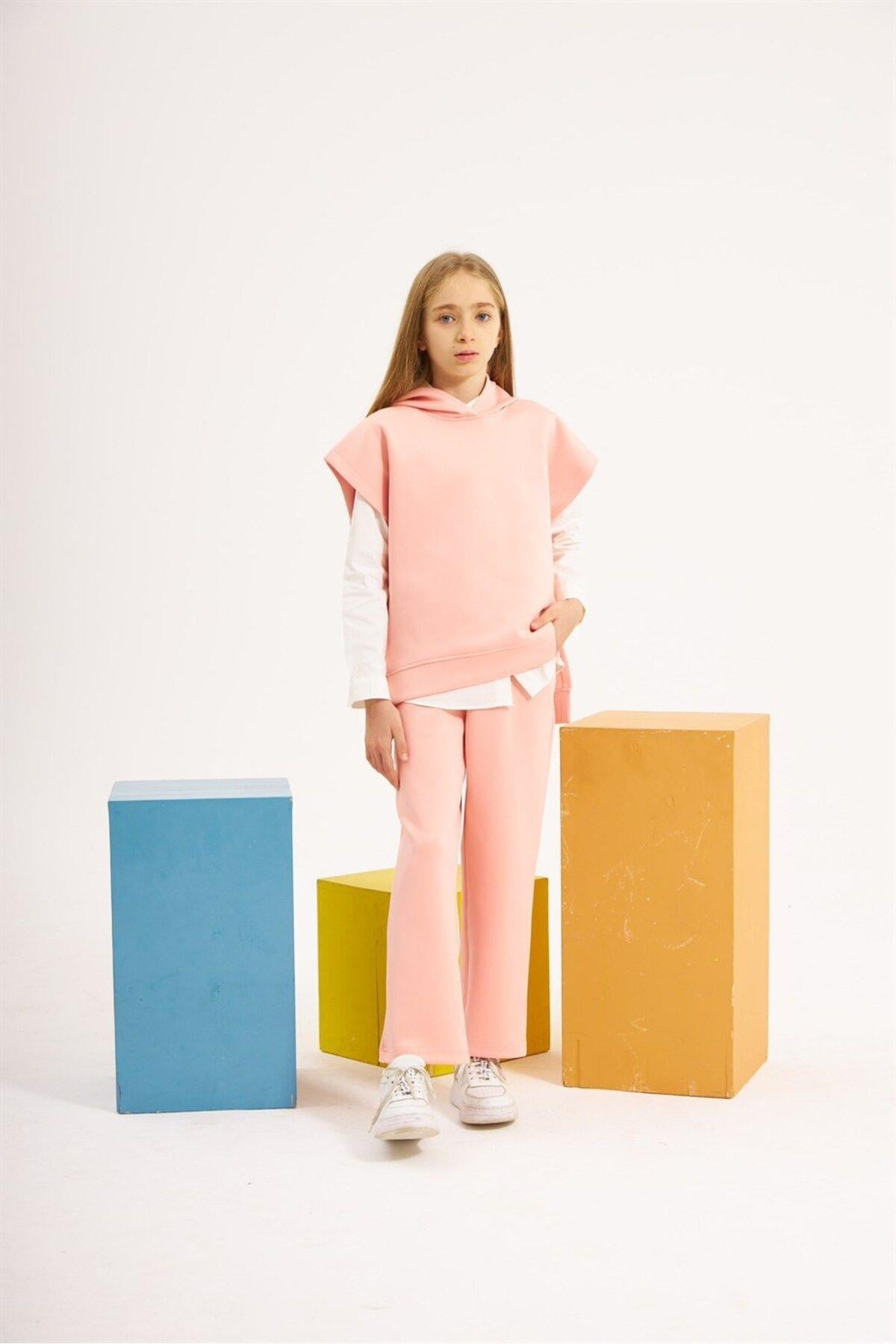 Kız Çocuk Scuba Kumaş Kısa Kollu Sweatshirt Beyaz Gömlek Lastikli Pantolon 3'lü TakımAlt - Üst TakımHilal Akıncı Kids