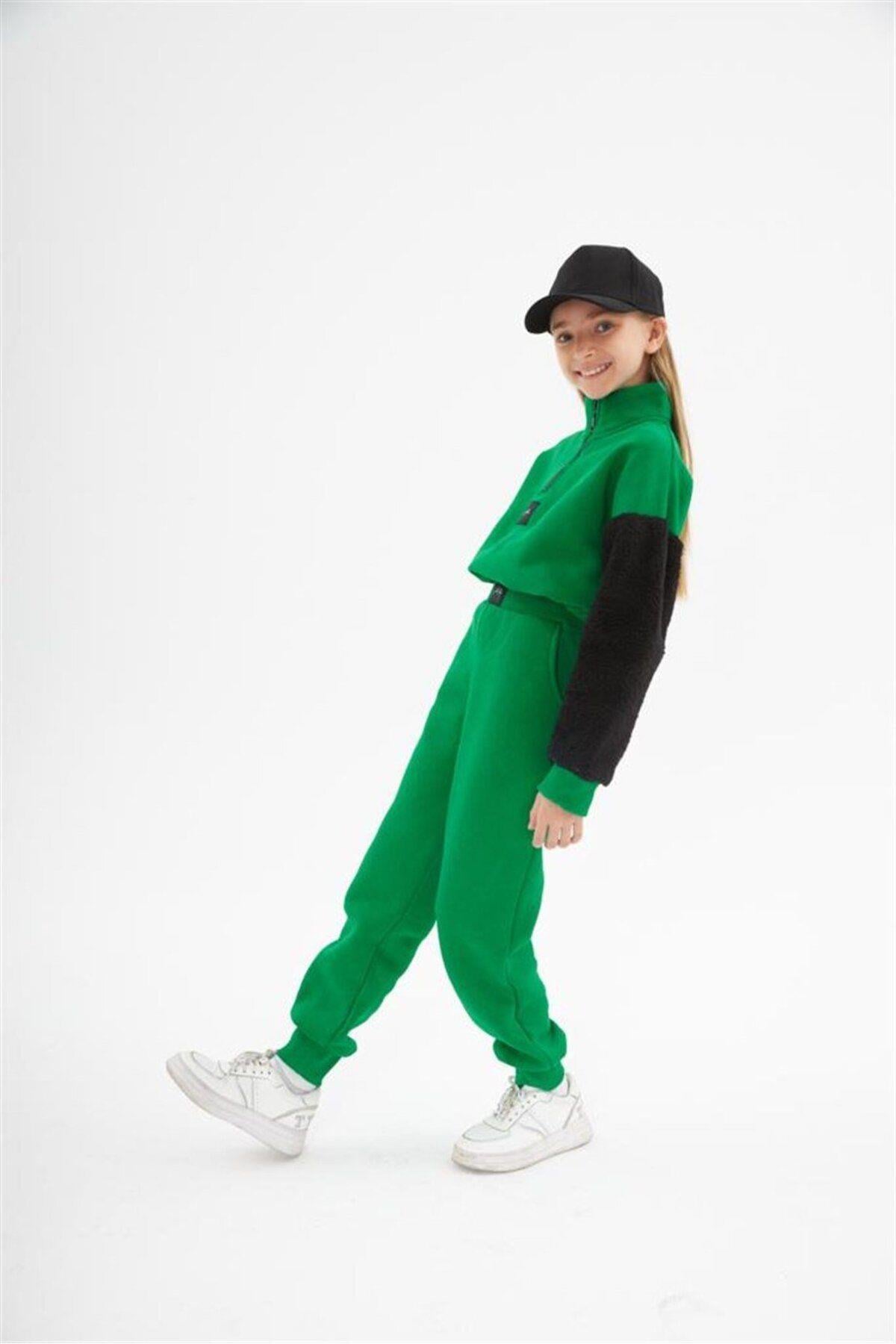 Kız Çocuk Fermuarlı Dik Yaka Sweatshirt Eşofman TakımıEşofman TakımıHilal Akıncı Kids