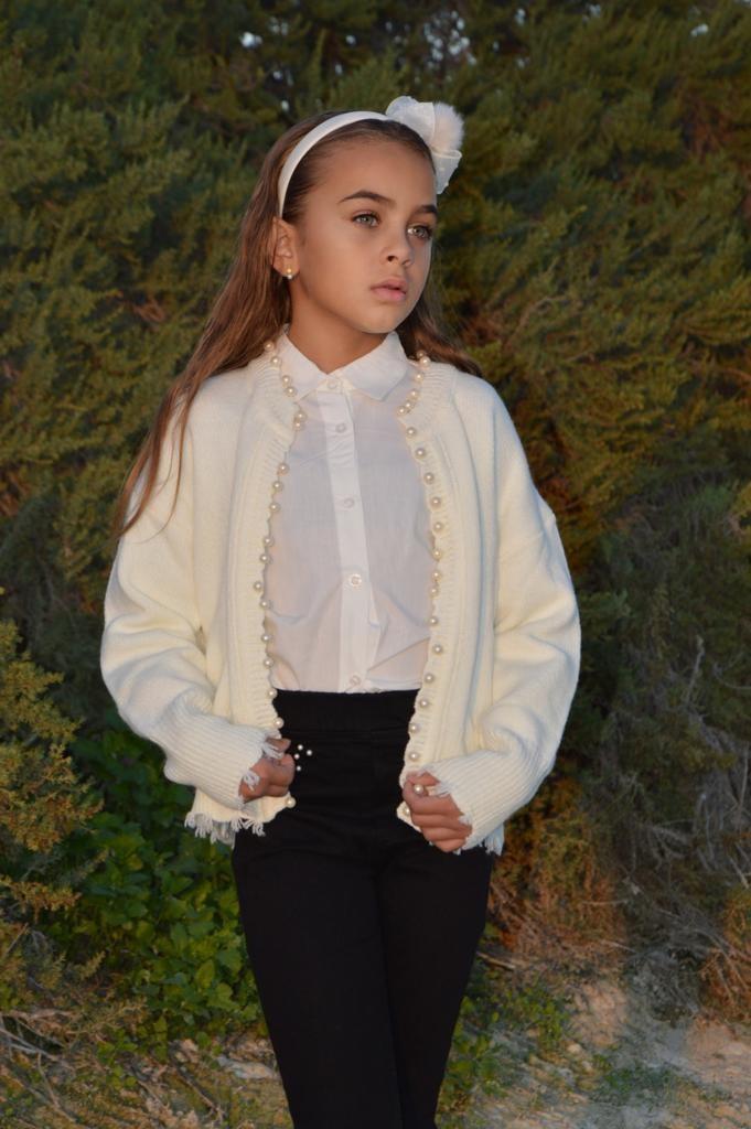Kız Çocuk İncili HırkaKız ÇocukHilal Akıncı Kids