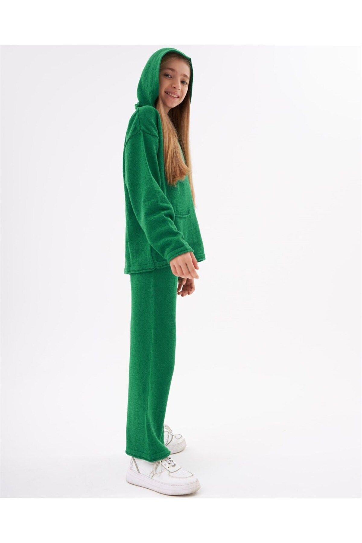 Kız Çocuk Kapüşonlu Cepli Sweatshirt Triko Pantolon 2'li TakımAlt - Üst TakımHilal Akıncı Kids