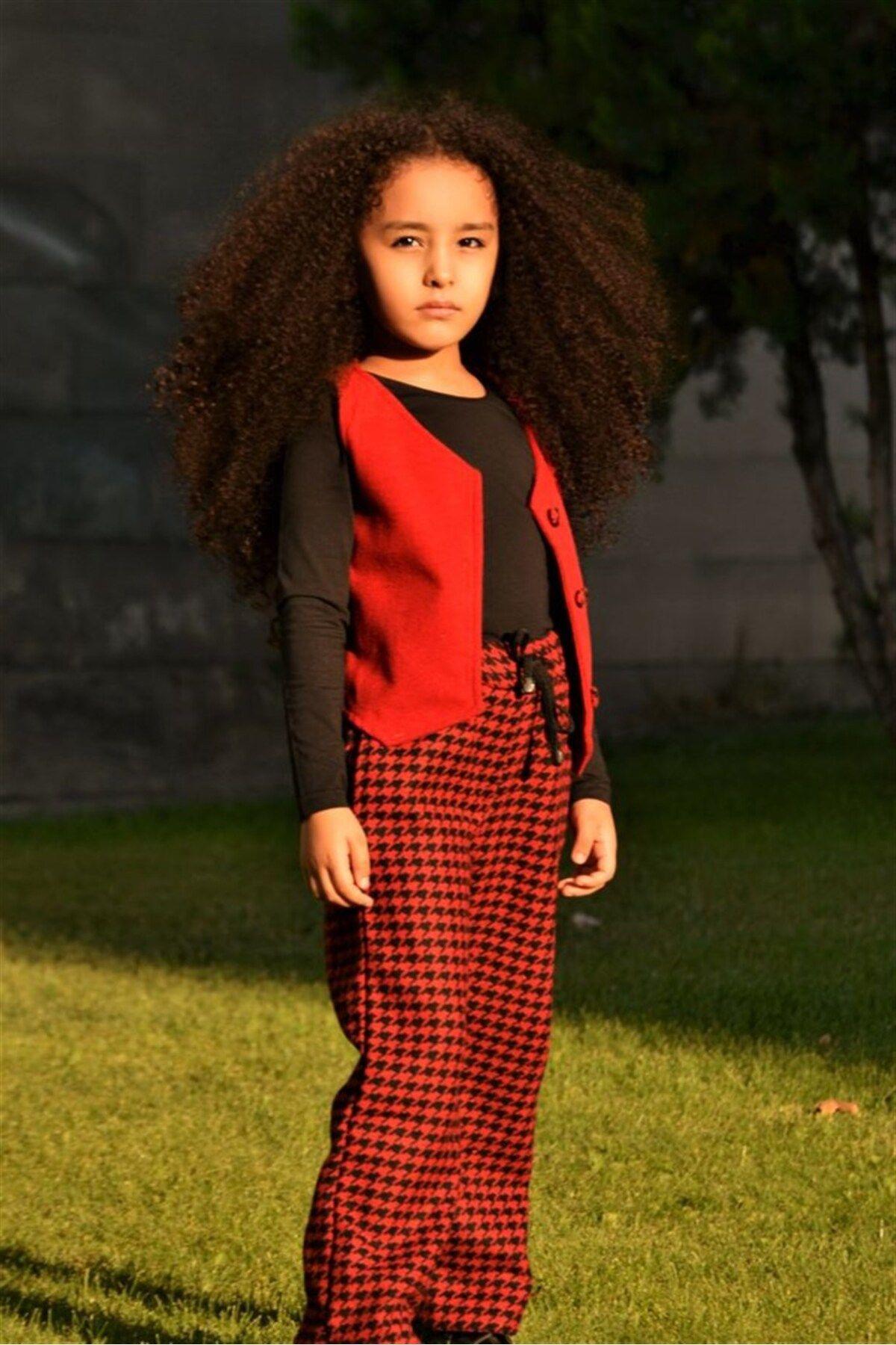 Kız Çocuk Kaşe Yelek Siyah Badi Kazayağı Model Pantolon Üçlü TakımAlt - Üst TakımHilal Akıncı Kids