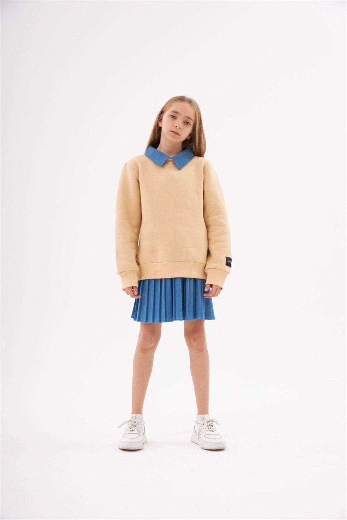 Kız Çocuk Kot Yakalı Şardonlu Sweatshirt Piliseli Kot Etek 2'li TakımAlt - Üst TakımHilal Akıncı Kids