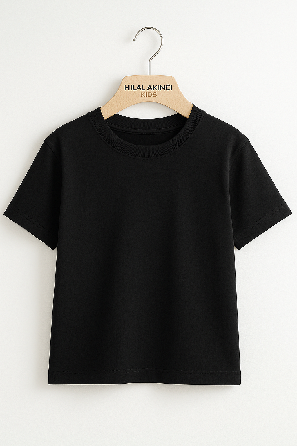 Unisex Basic Yaka Siyah T-shirtKız ÇocukHilal Akıncı Kids