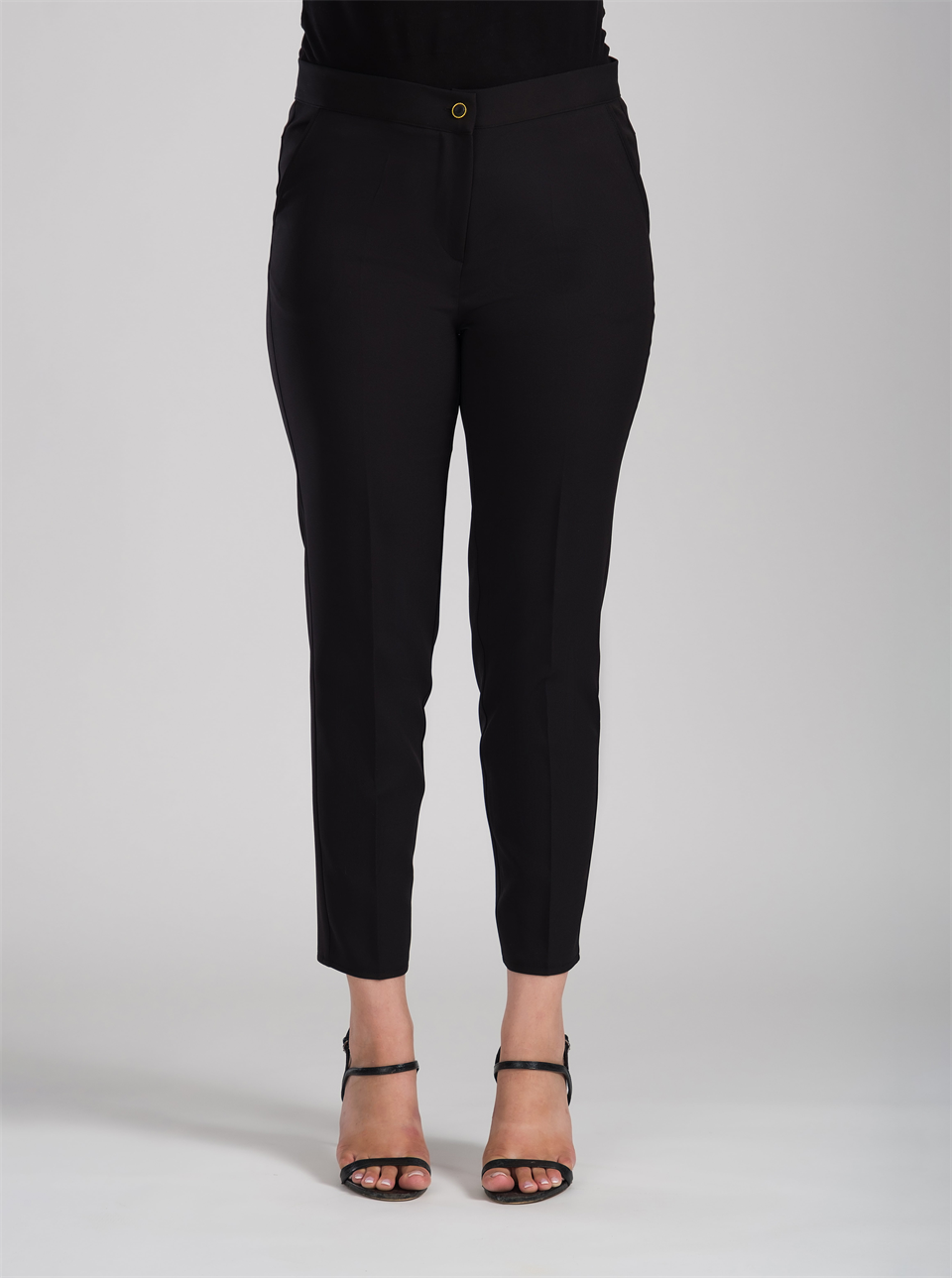 Siyah Bilek Paça Kumaş Pantolon