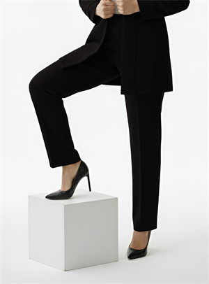 Siyah Bol Paça Kumaş Pantolon