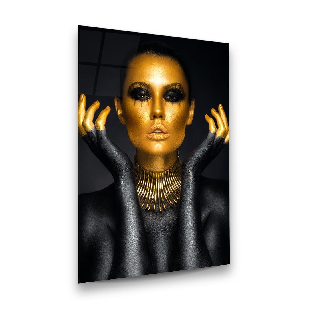 Altın Renk Temalı Kadın Dikey Cam Tablo-Glass Art Concept