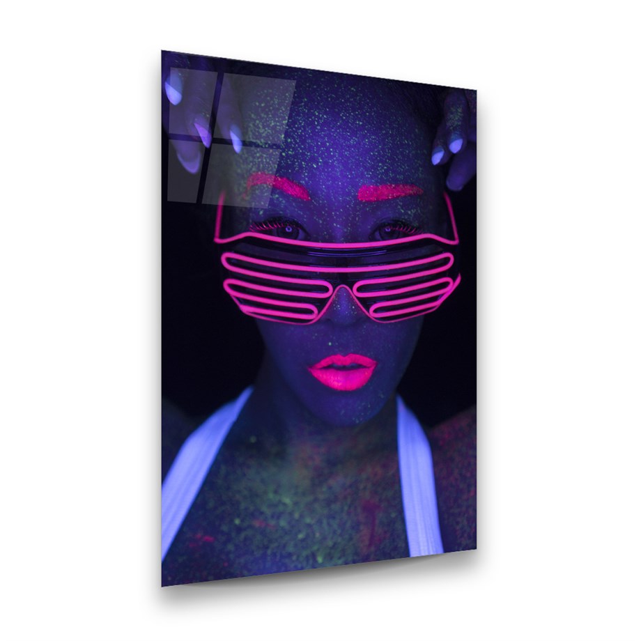 Neon Kadın Dikey Cam Tablo-Glass Art Concept