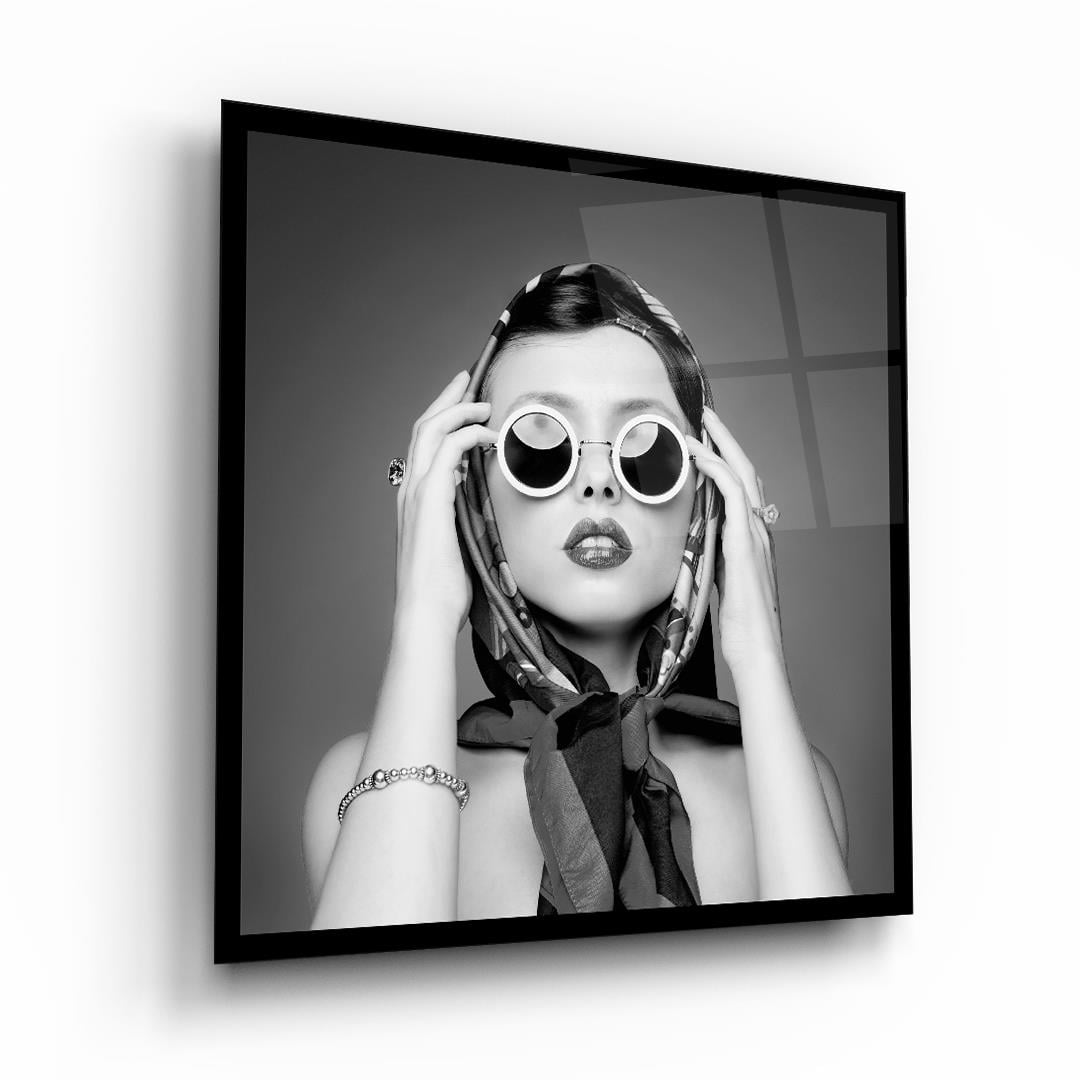 Modern Kadın Kare Cam Tablo-Glass Art Concept