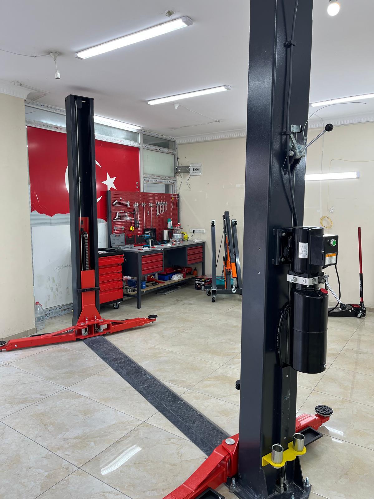 4 TON HİDROLİK YARI OTOMATİK LİFT