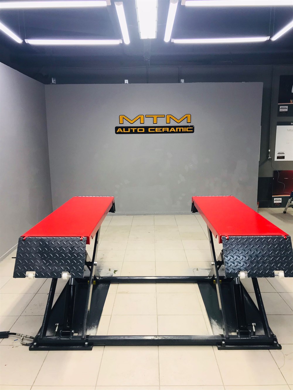 Makaslı 1 Metre Kaldıran Lift (Fiyat Alınız )