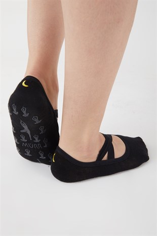Kaydırmaz silikon taban muz desen işlemeli yoga pilates dans spor çorabı