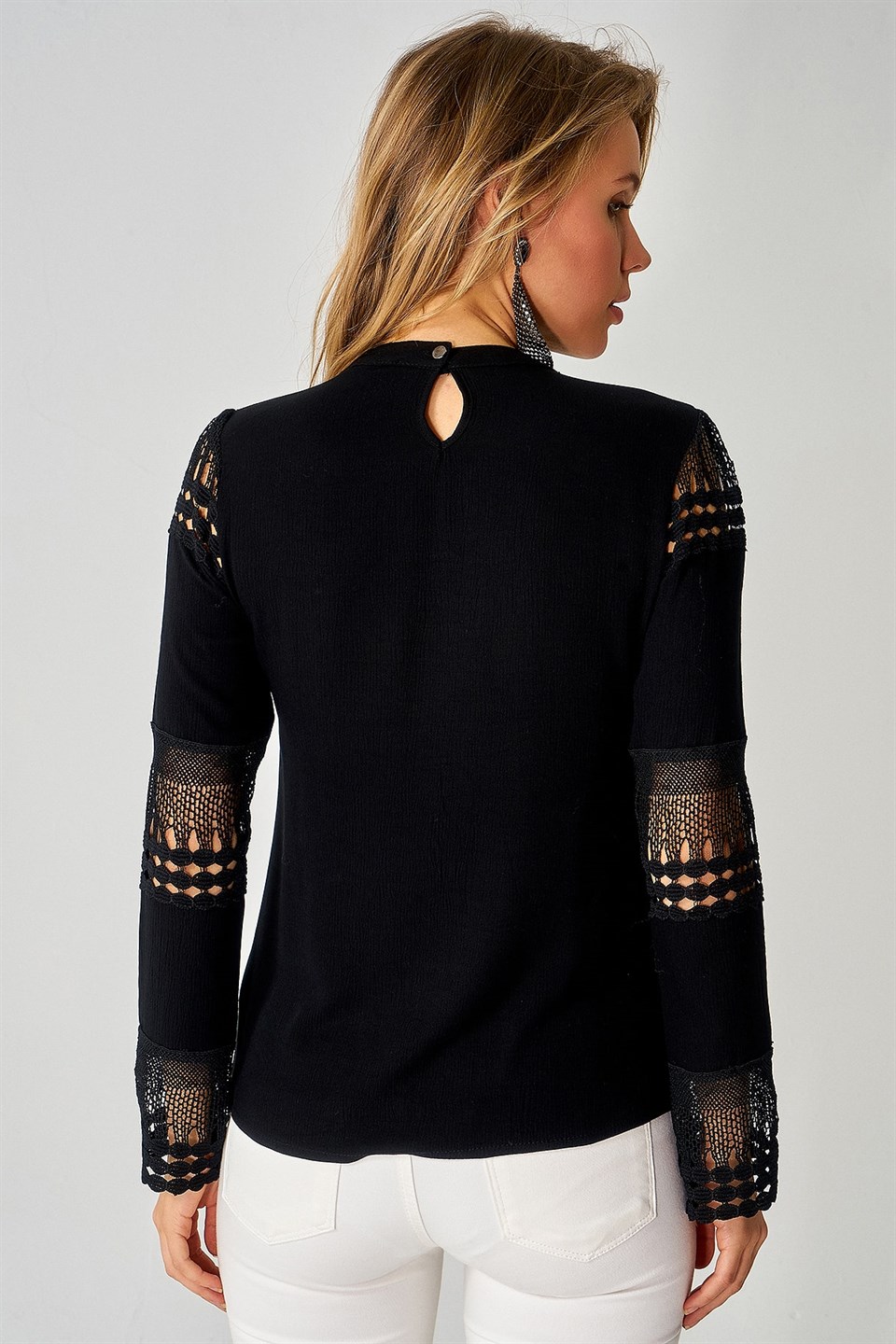 Kadın Dantel Ve Güpür Detaylı Siyah Bluz | aqefashion.com