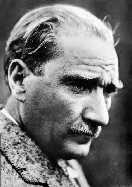 Mustafa Kemal Atatürk - Kanvas Tablo ATPO-148-FAtatürk TablolarıTablolife.com