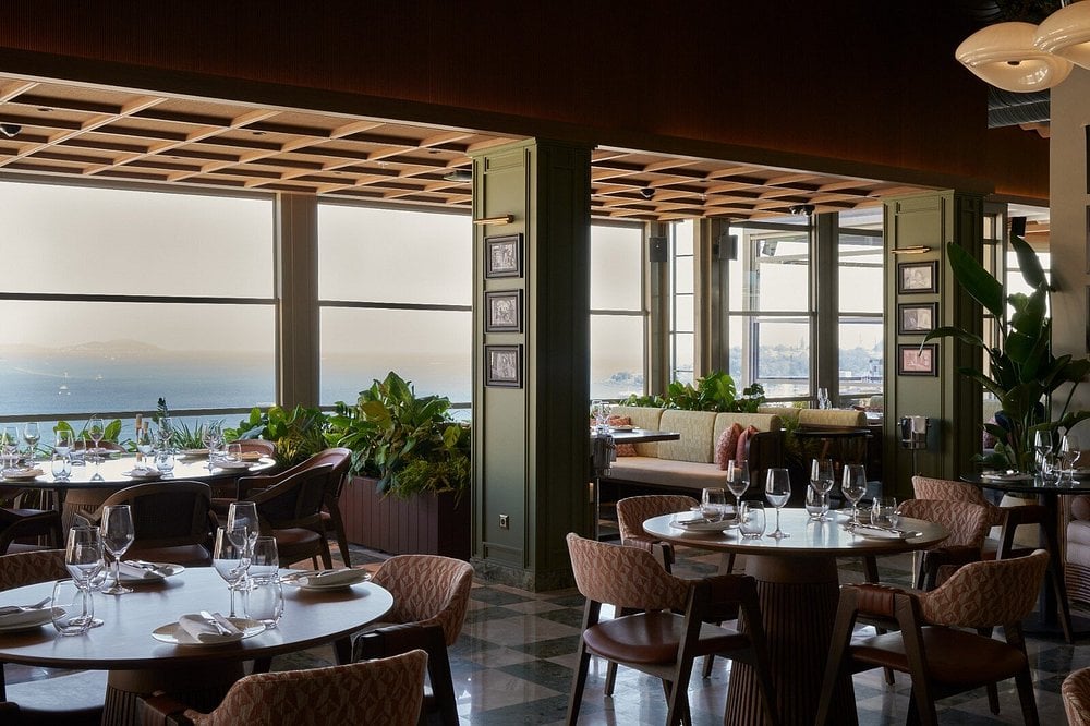 CVK Park Bosphorus Hotel tablo projesi