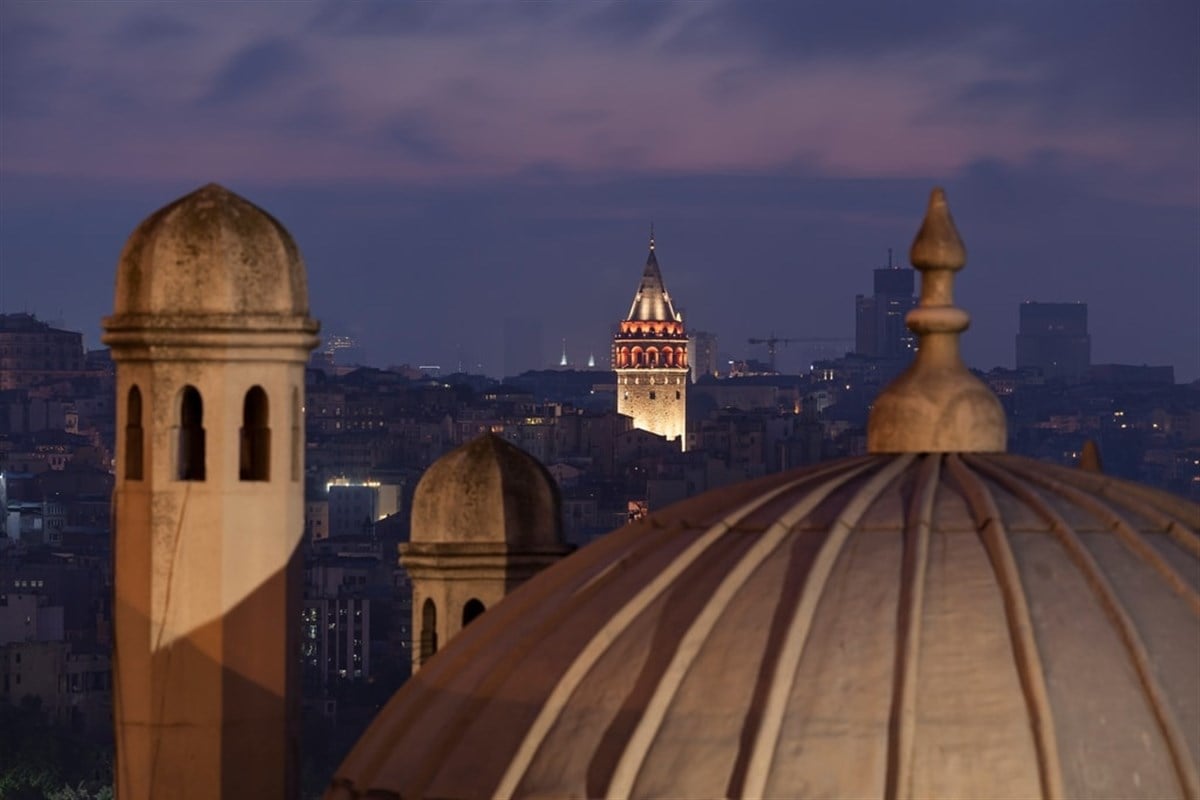 Galata Kulesi'nde Akşam - Kanvas Tablo