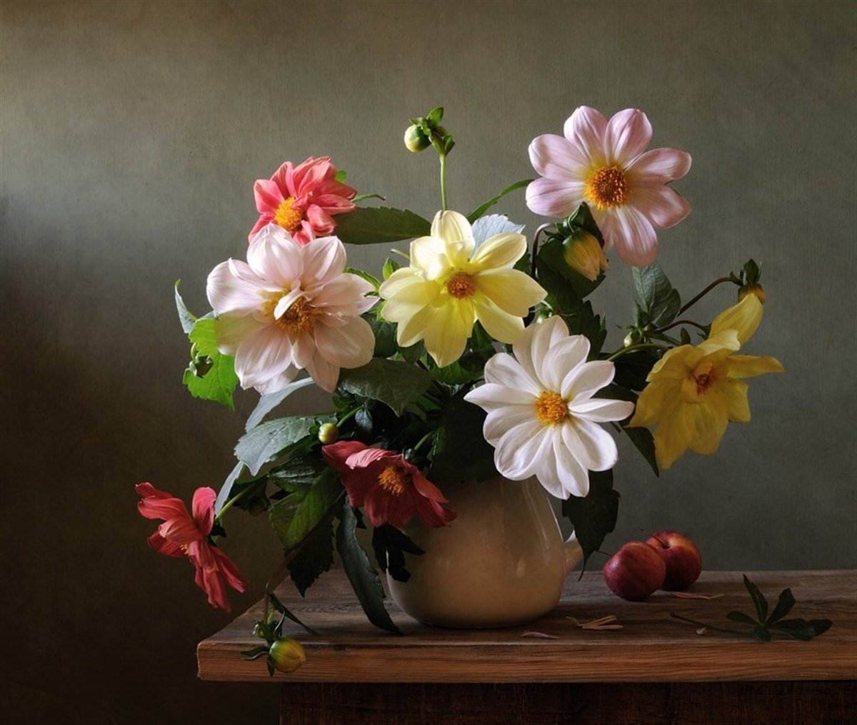 Masada Çiçekler ve Elmalar - Kanvas Tablo