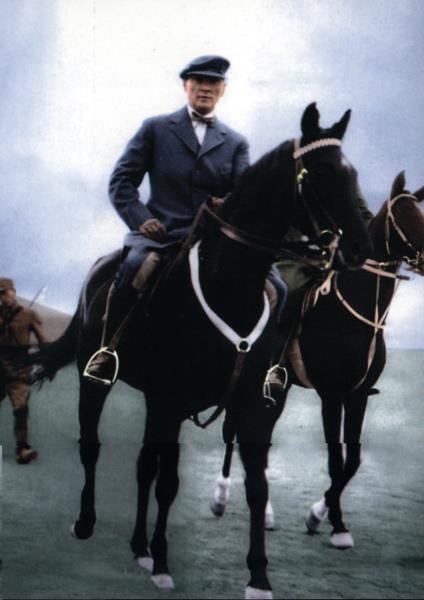 Mustafa Kemal Atatürk - Kanvas Tablo ATGE-009-FAtatürk TablolarıTablolife.com