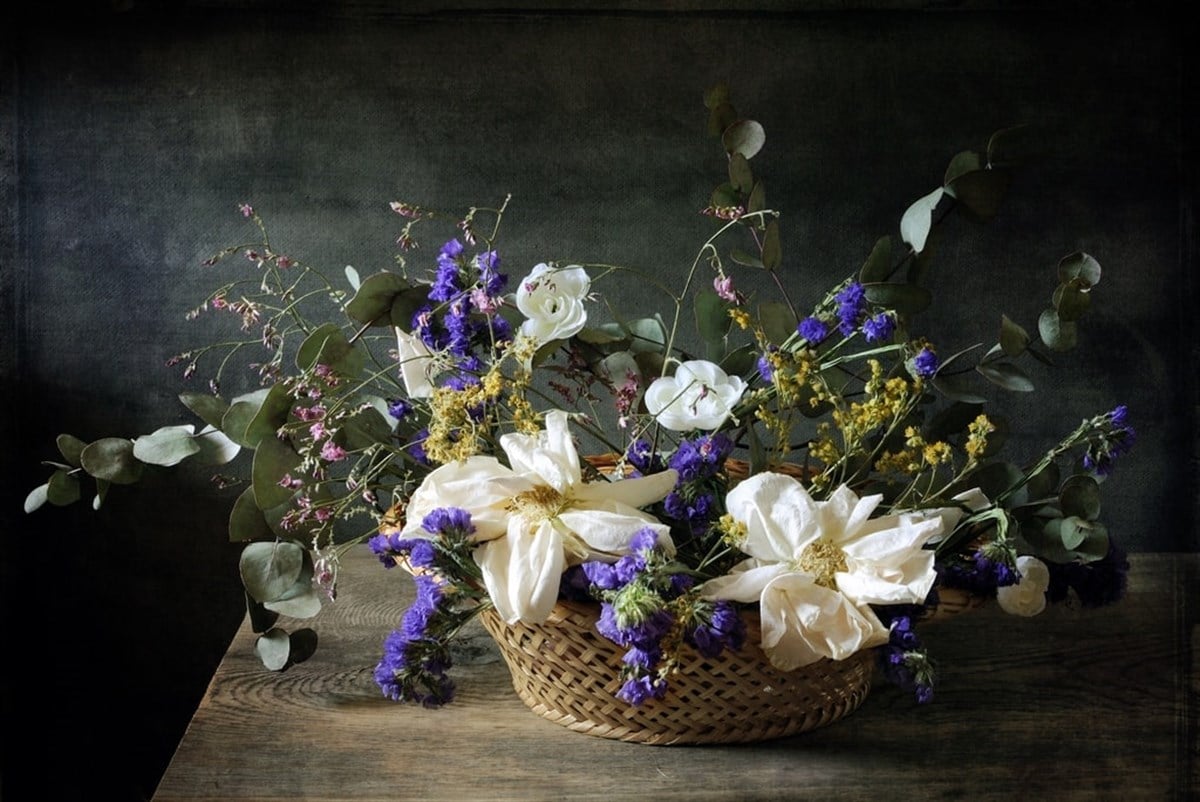 Sepette Mor Çiçekler - Kanvas Tablo