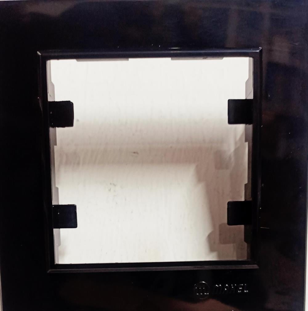 Makel Karea Line Tekli Çerçeve Siyah