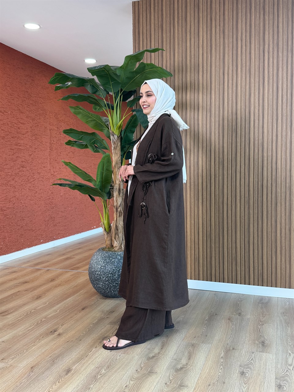 Alya Toka Detaylı Keten Kap Takım - Kahverengi