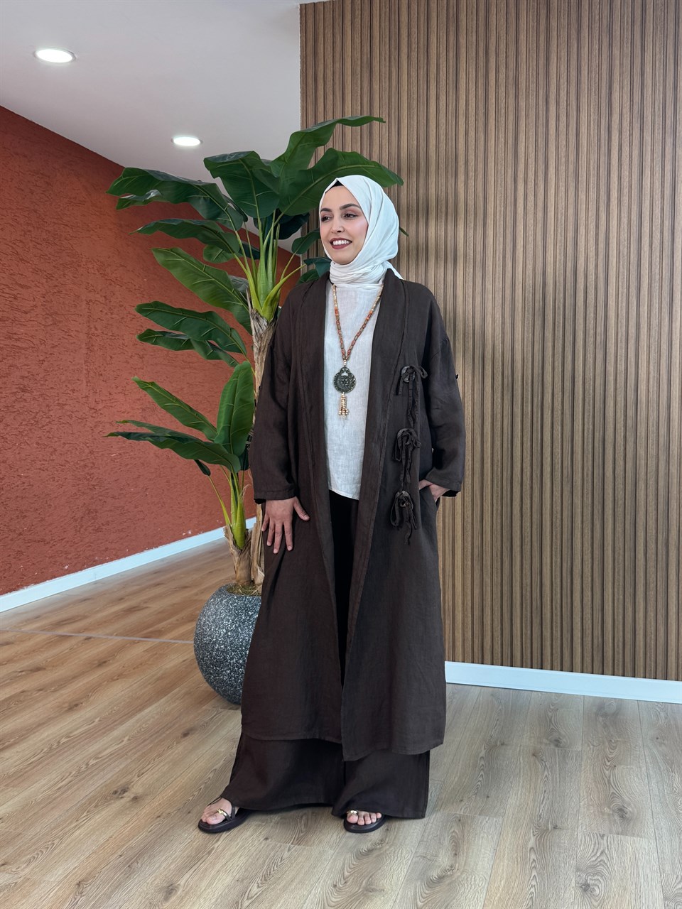 Alya Toka Detaylı Keten Kap Takım - Kahverengi