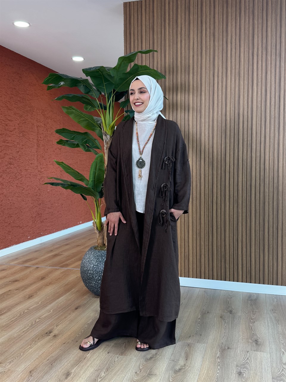 Alya Toka Detaylı Keten Kap Takım - Kahverengi
