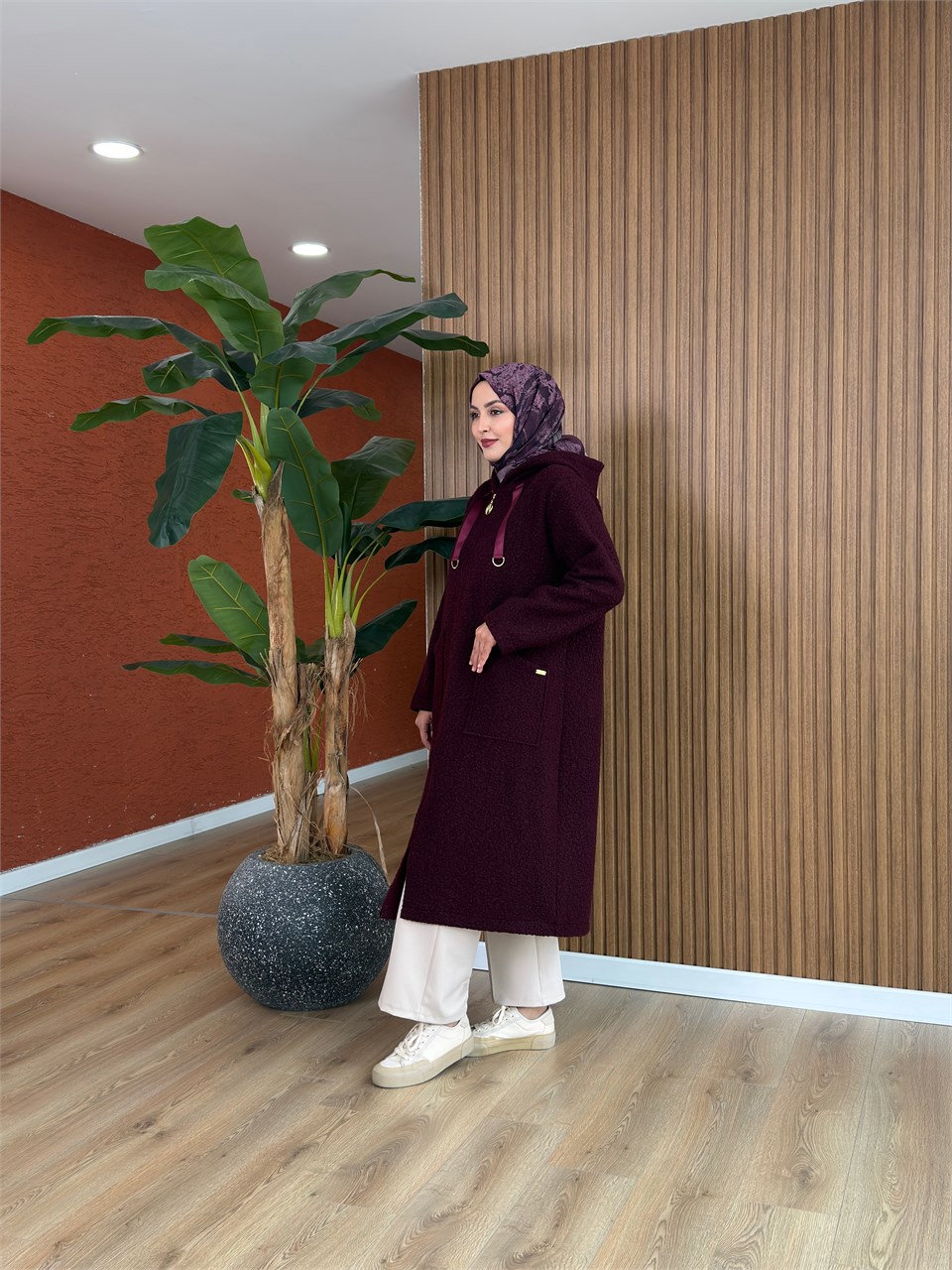 Dila Kuzu Kap-Mürdüm