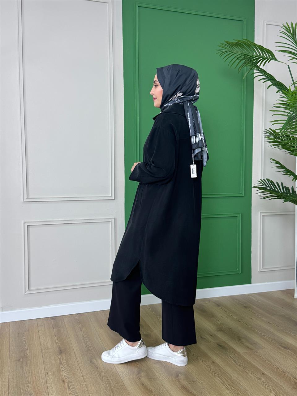 Kadın Fermuarlı Giy -Çık Kap - Siyah
