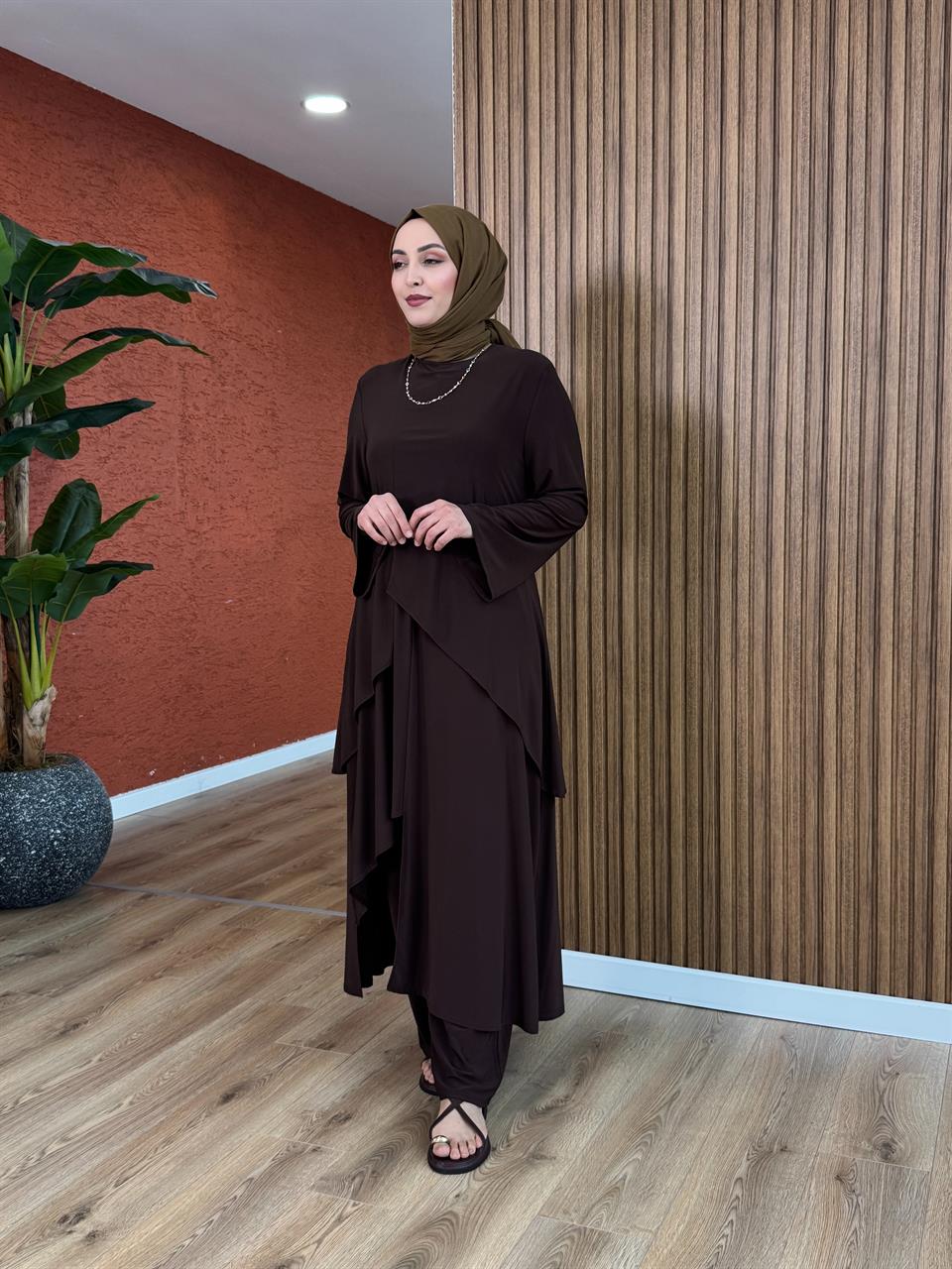 Melisa Tasarım Takım - Kahverengi