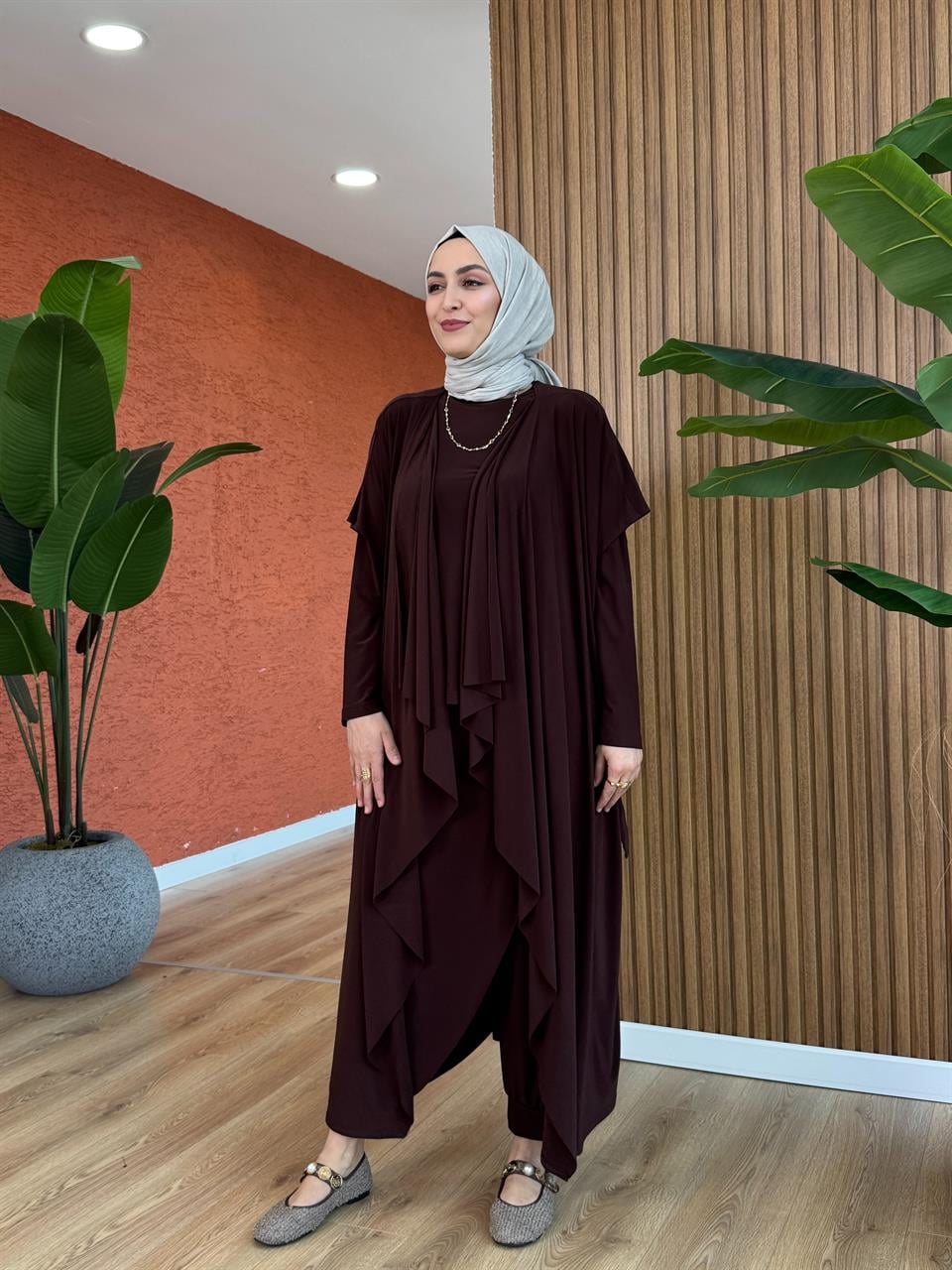 Nurcan Üçlü Tasarım Takım - Kahverengi