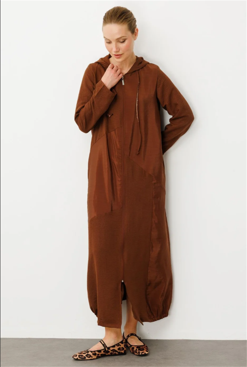 PERCHE İnce İpekçe Dokulu Hafif Kap Ferace-Kahverengi